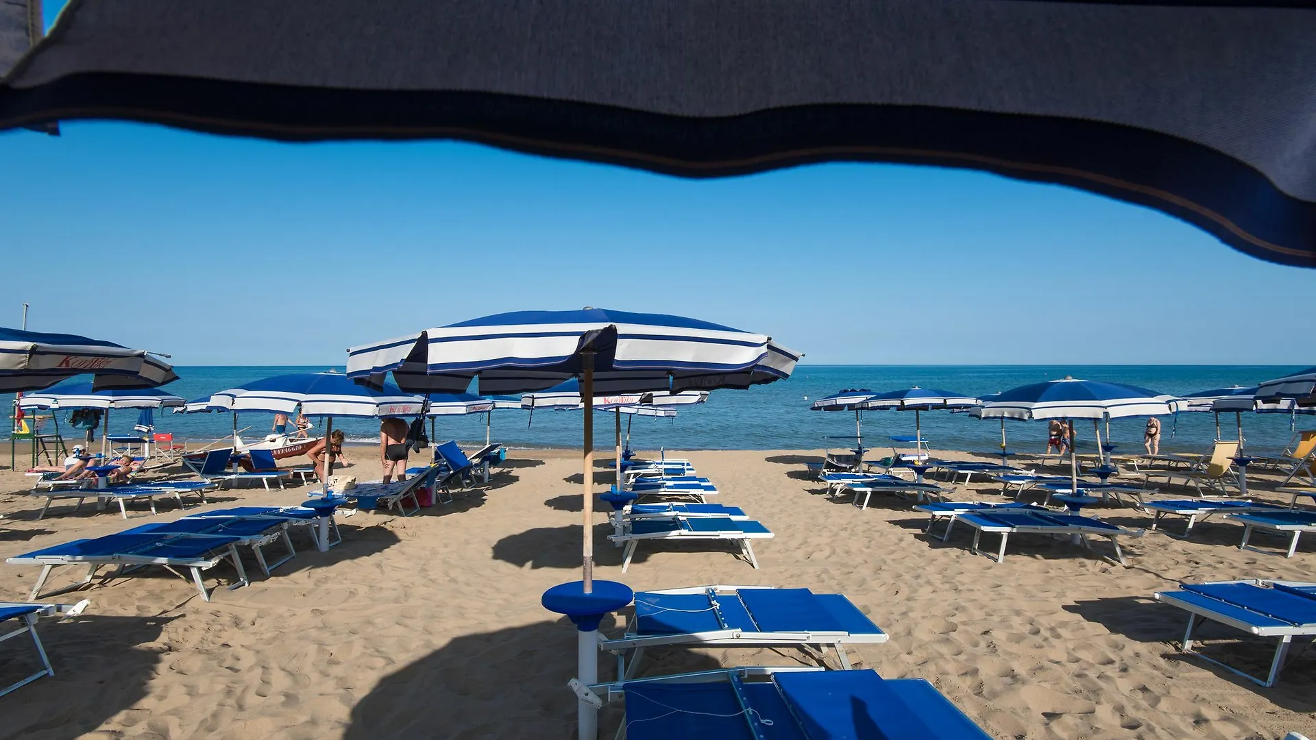 Hotel Kon Tiki San Vincenzo 3*,